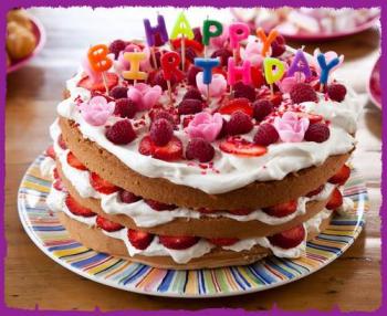 Открытка с фруктовым тортиком Happy Birthday на день рождения